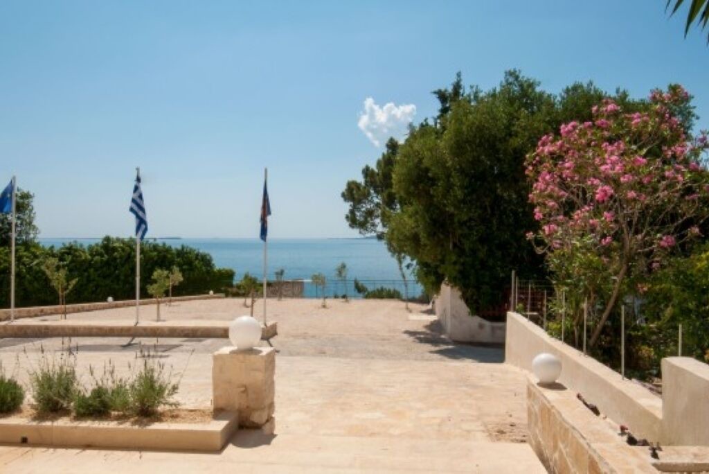 Photo of Outdoor in Lassi