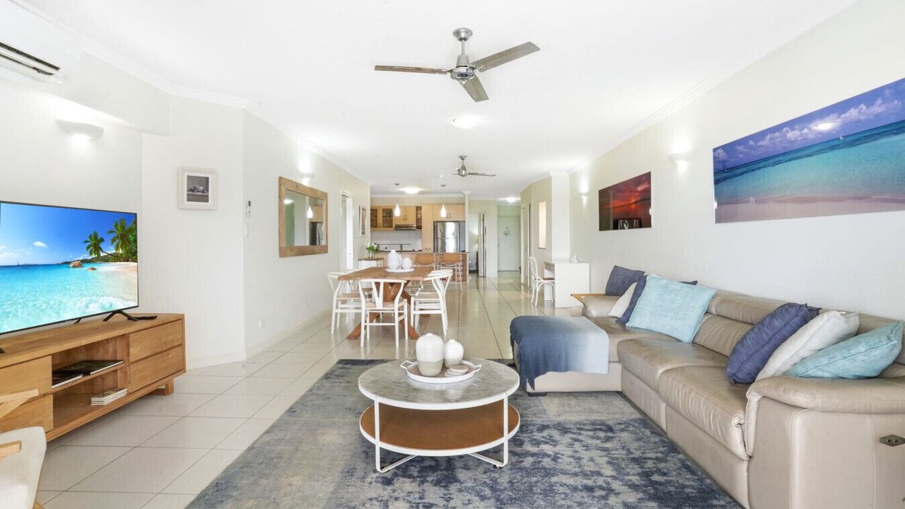 Photo of Livingroom in Trinity Beach