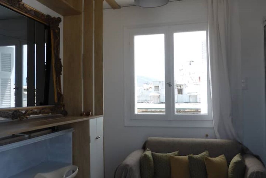Photo of Livingroom in Ilisia