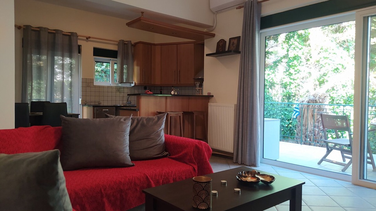 Photo of Livingroom in Marousi