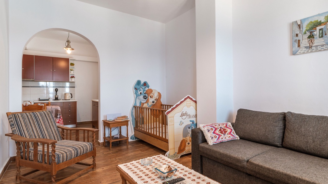 Photo of Livingroom in Exomvourgo