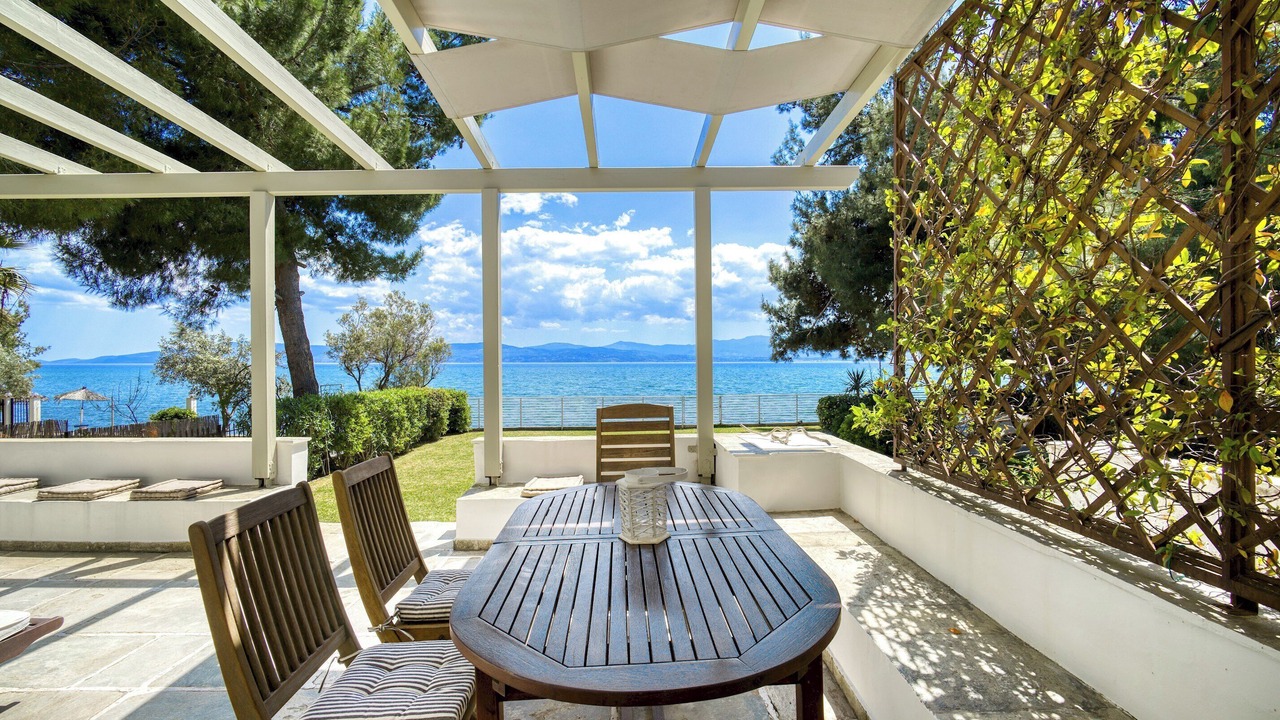 Photo of Outdoor in Eretria