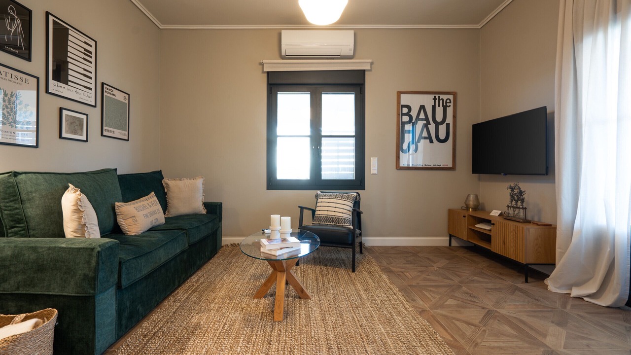 Photo of Livingroom in Petralona