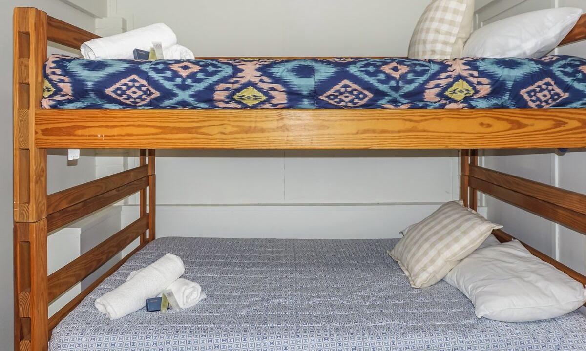 Photo of Bedroom in Tin Can Bay