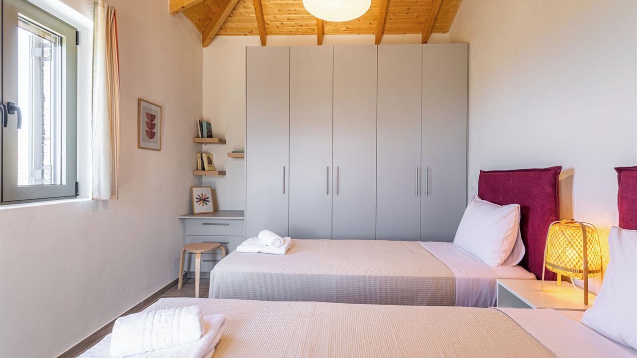 Photo of Bedroom in Lefktron
