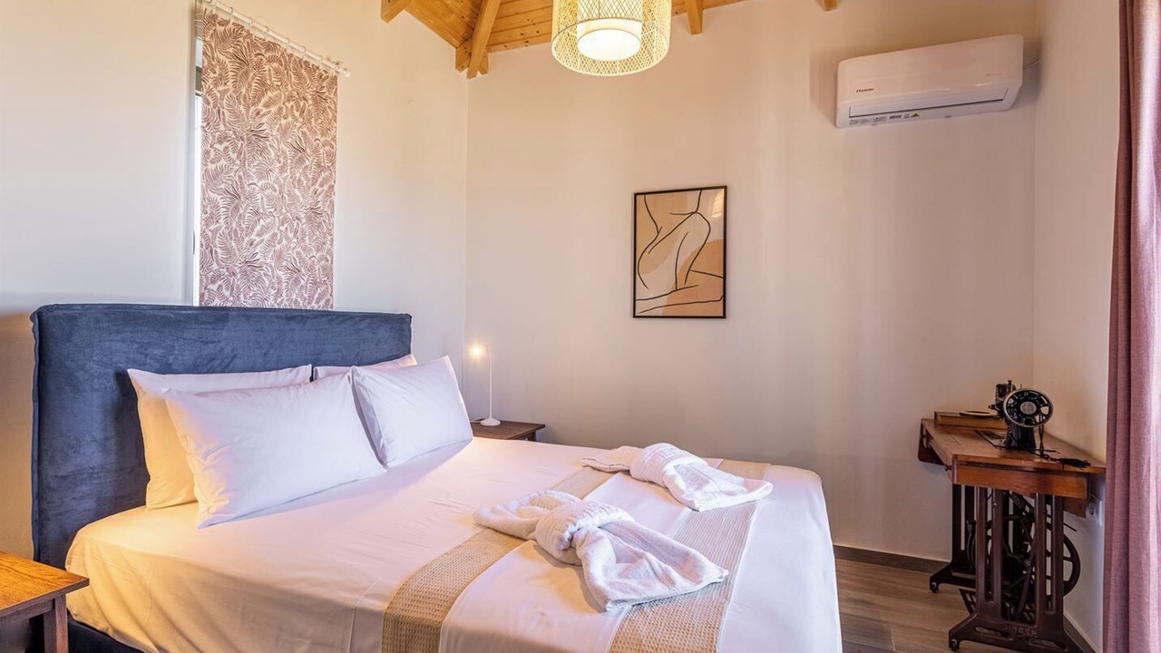 Photo of Bedroom in Lefktron