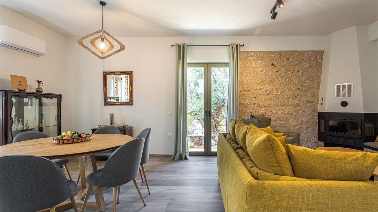 Photo of Livingroom in Lefktron