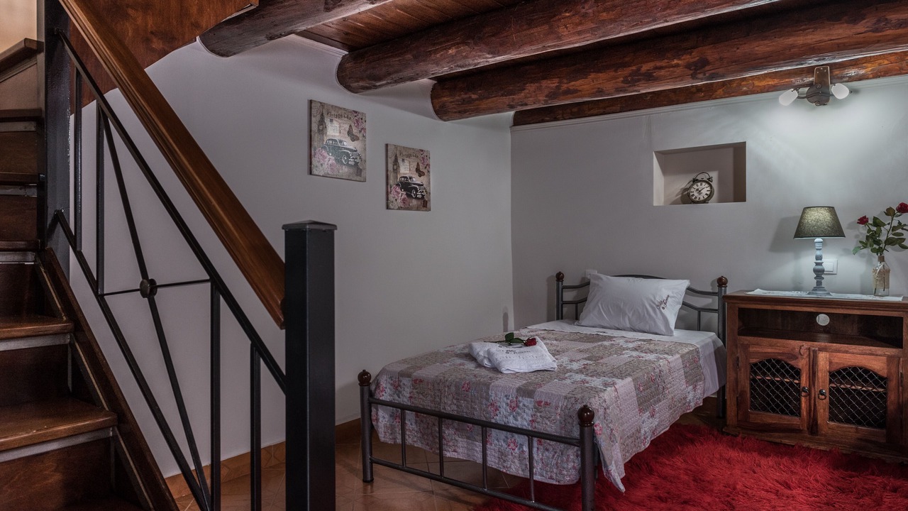 Photo of Bedroom in Thimia