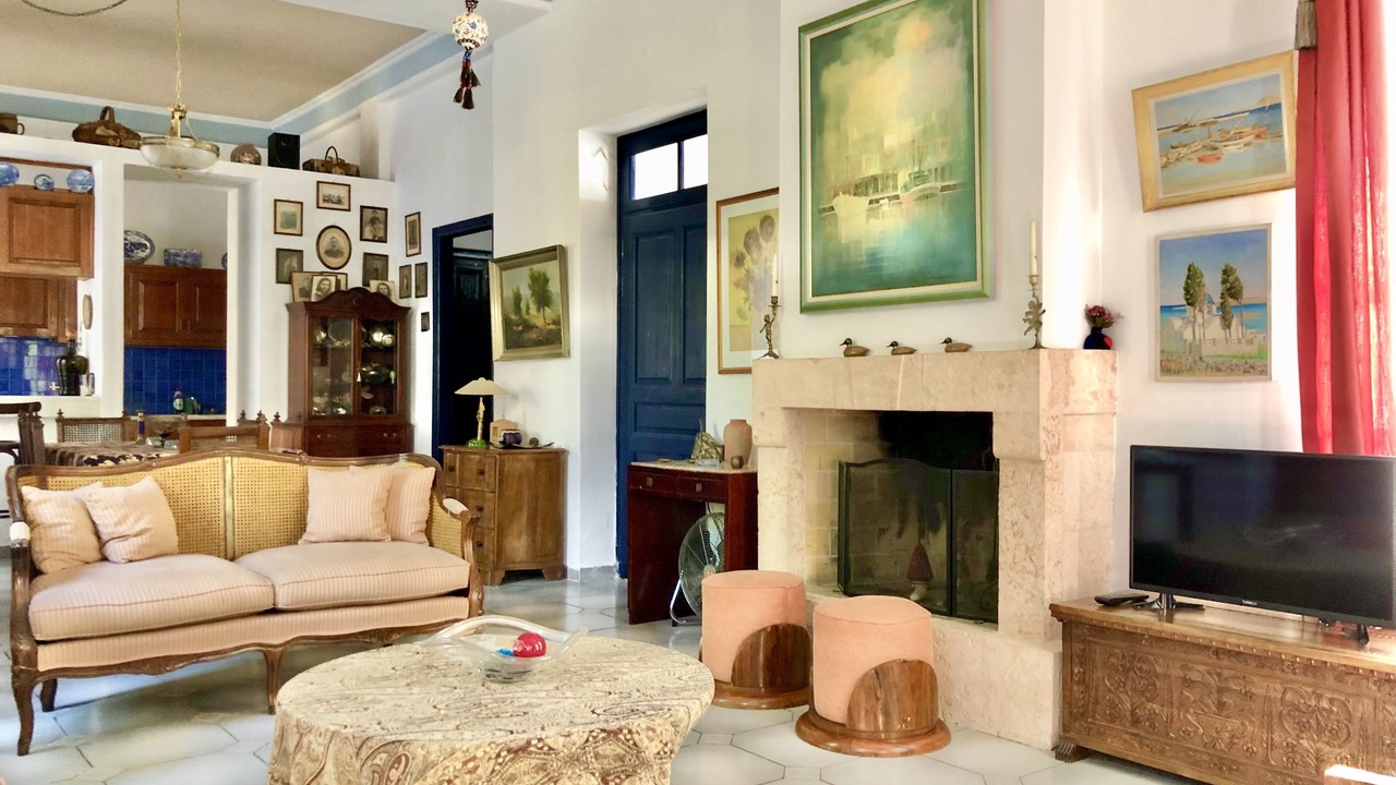 Photo of Livingroom in Aegina