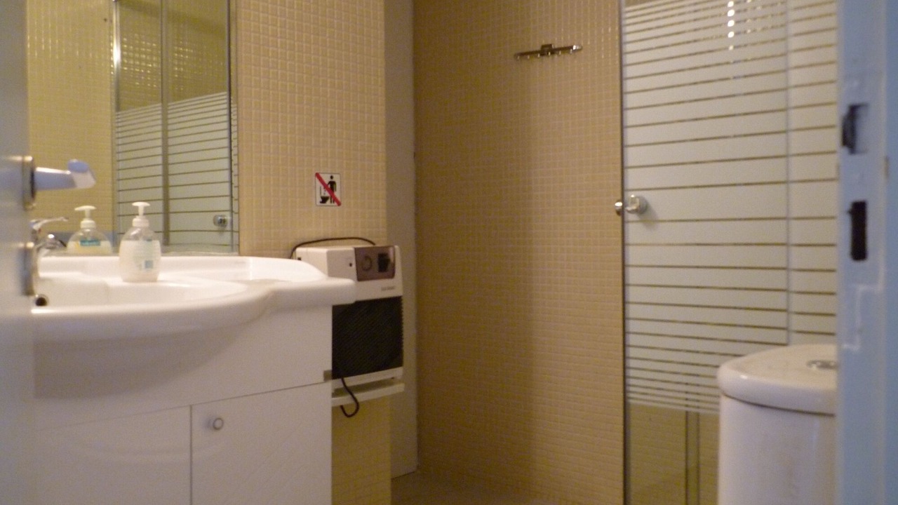 Photo of Bathroom in Eretria
