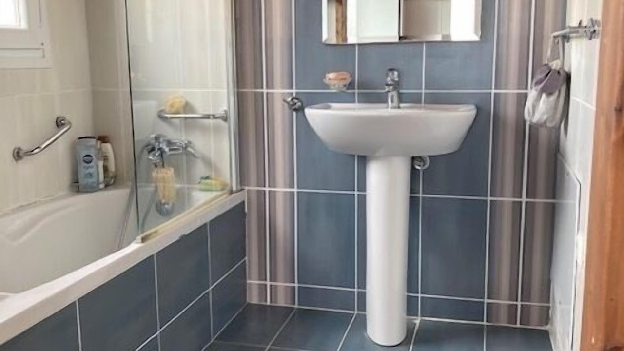 Photo of Bathroom in Karystos