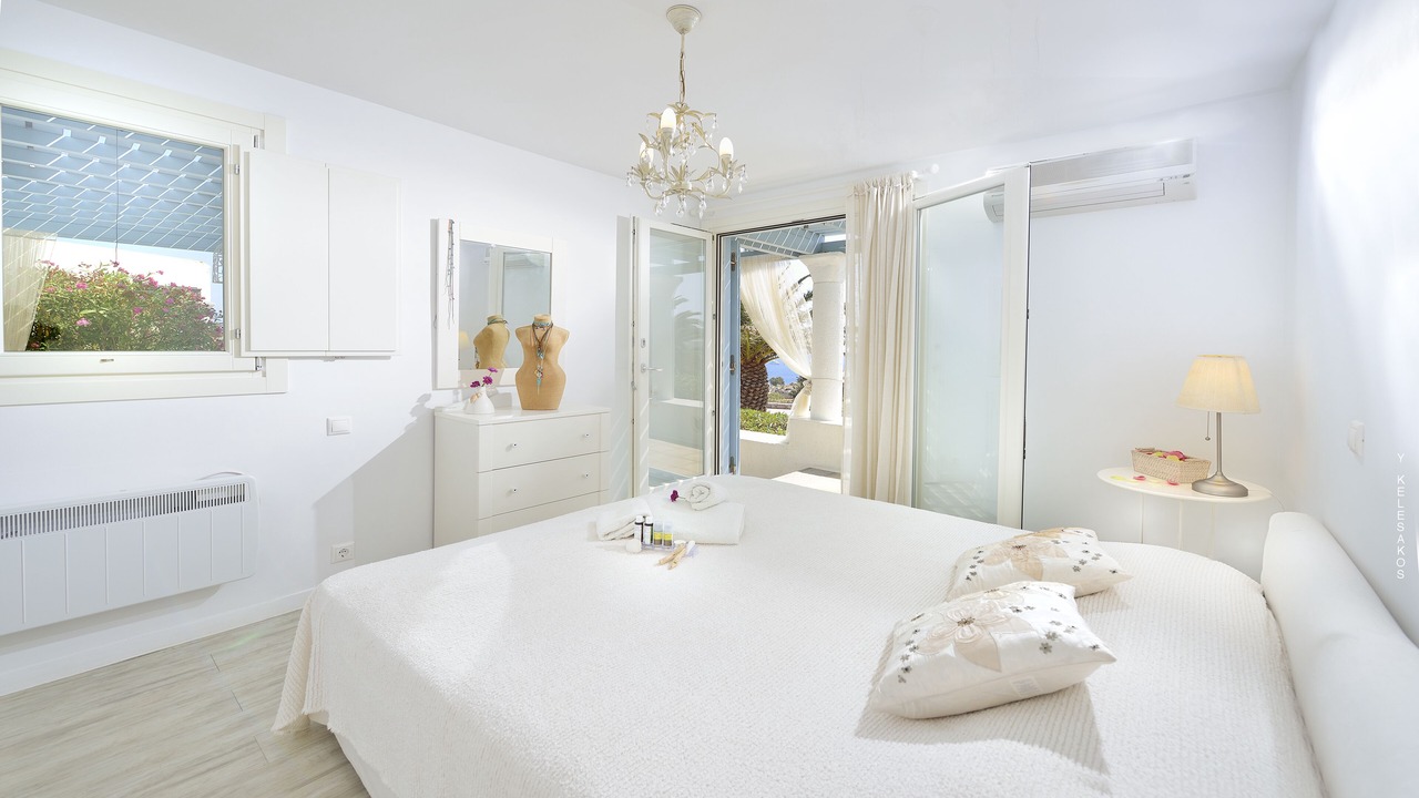 Photo of Bedroom in Platis Gialos