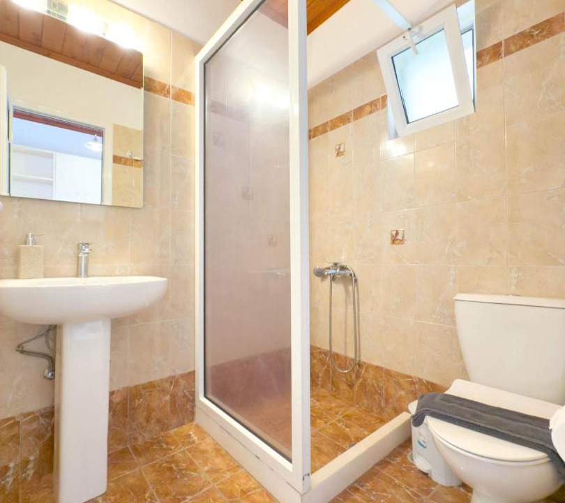 Photo of Bathroom in Limnionas