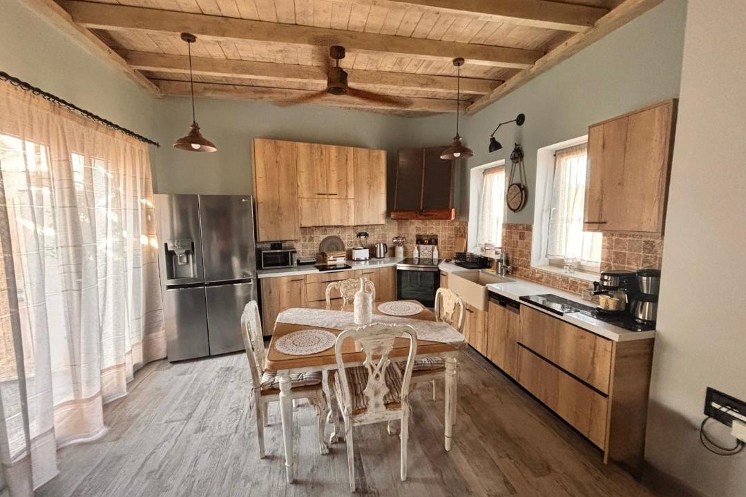 Photo of Kitchen in Piskokefalon