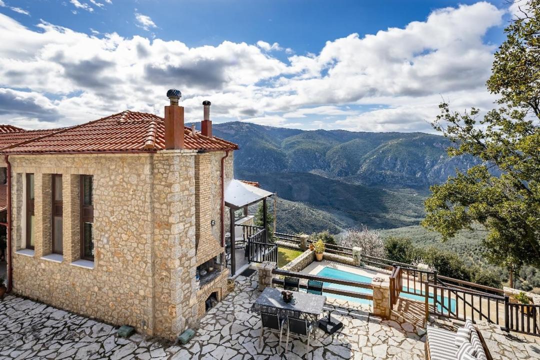 Photo of Others in Arachova
