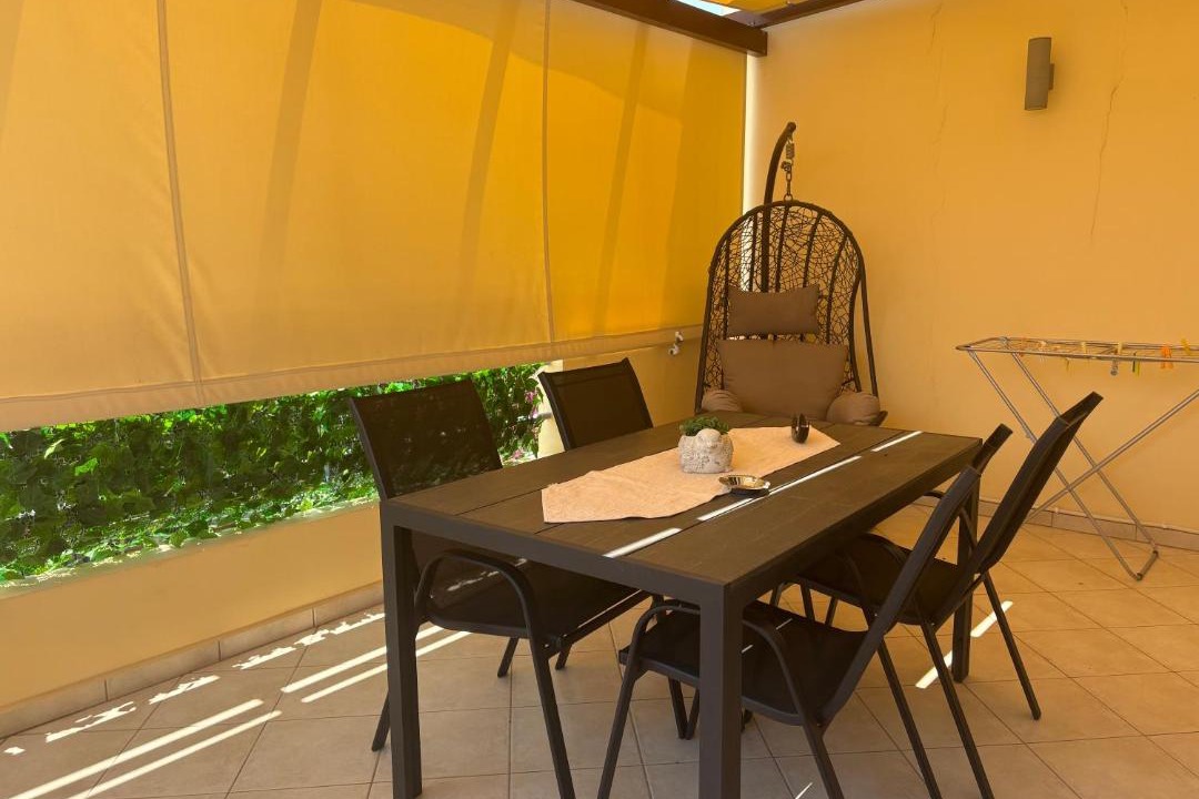 Photo of Patio Balcony in Perdhika