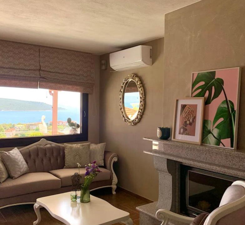 Photo of Livingroom in Steni Vala