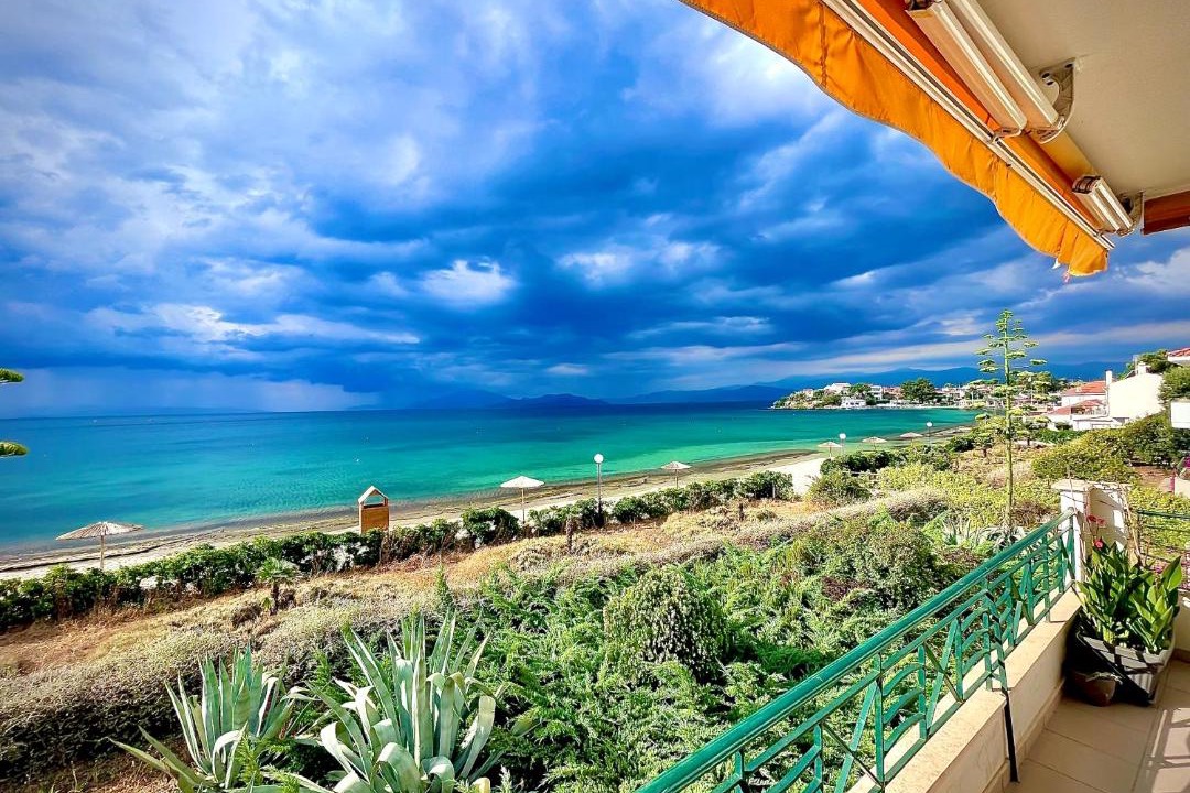 Photo of Patio Balcony in Pella Region