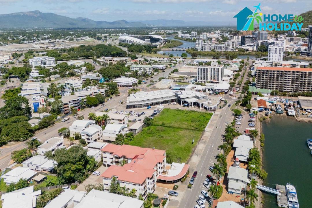 Photo of Buildings in South Townsville