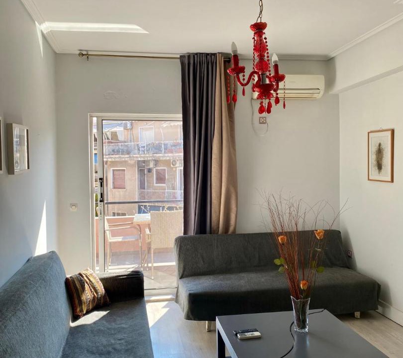 Photo of Livingroom in Ilisia