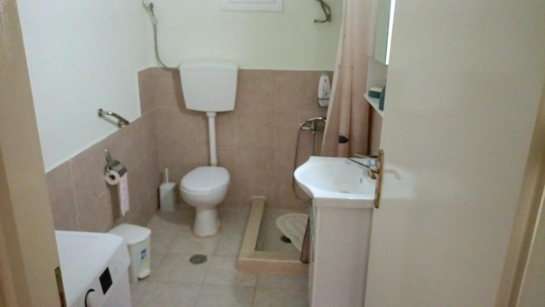 Photo of Bathroom in Platistomo