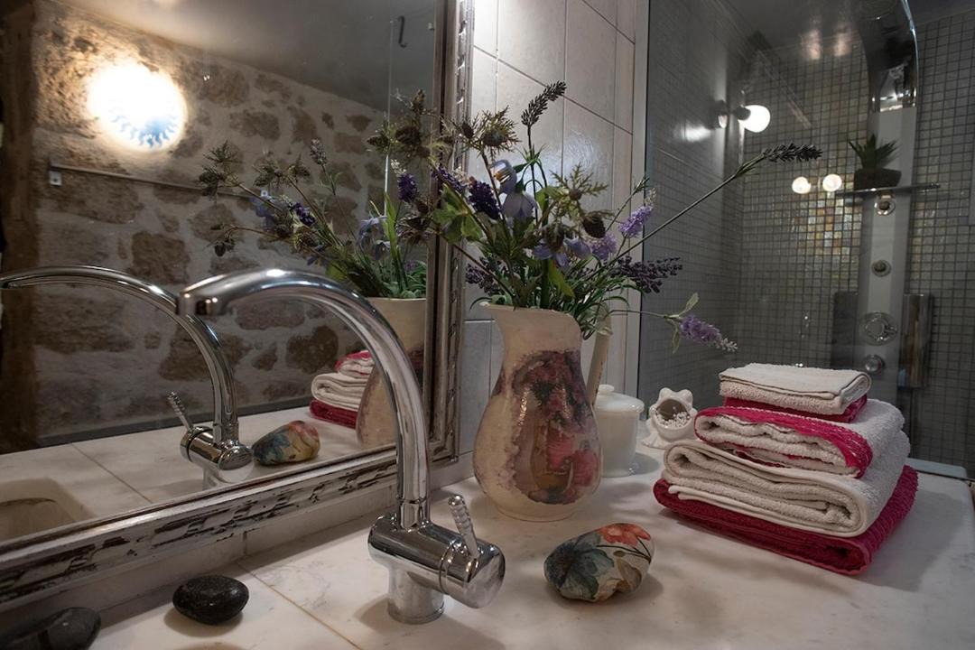 Photo of Bathroom in Korinthos