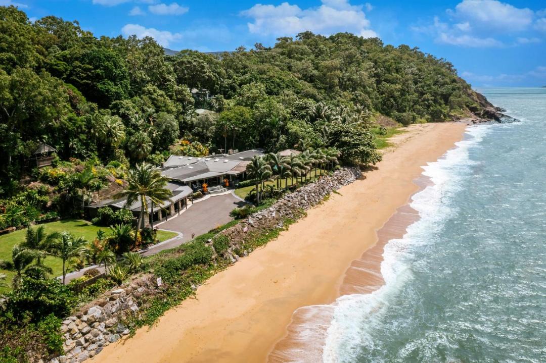 Photo of Others in Trinity Beach