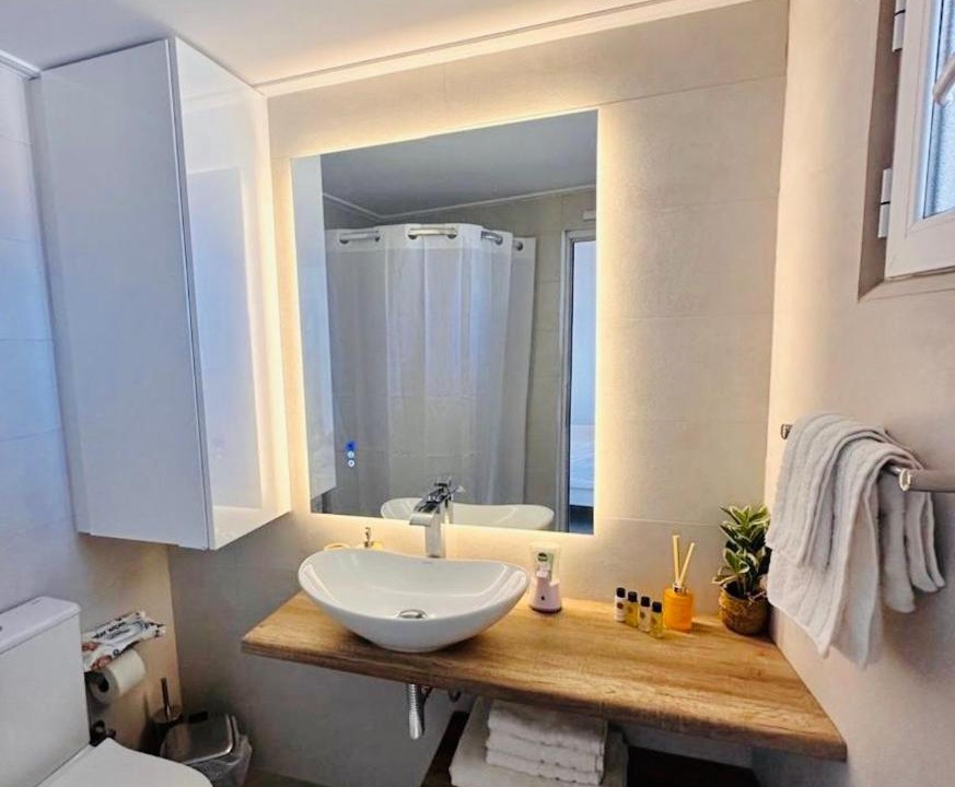 Photo of Bathroom in Sesi