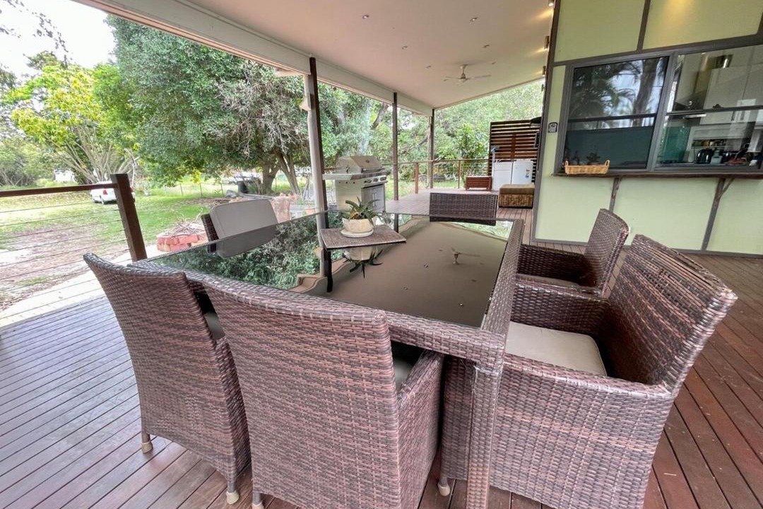 Photo of Patio Balcony in Nudgee Beach