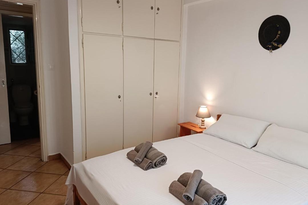 Photo of Bedroom in Kamena Vourla