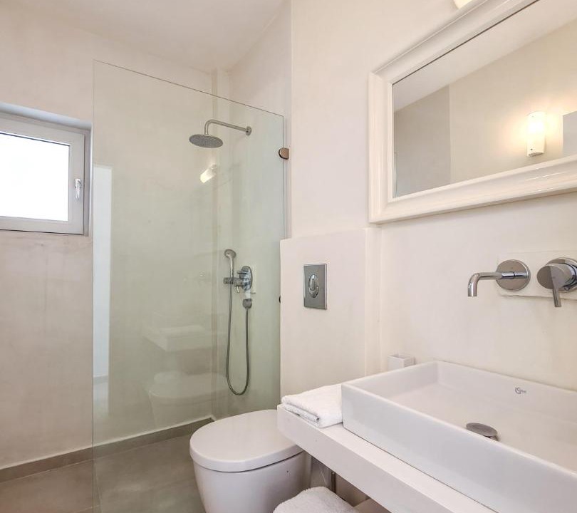 Photo of Bathroom in Pondi