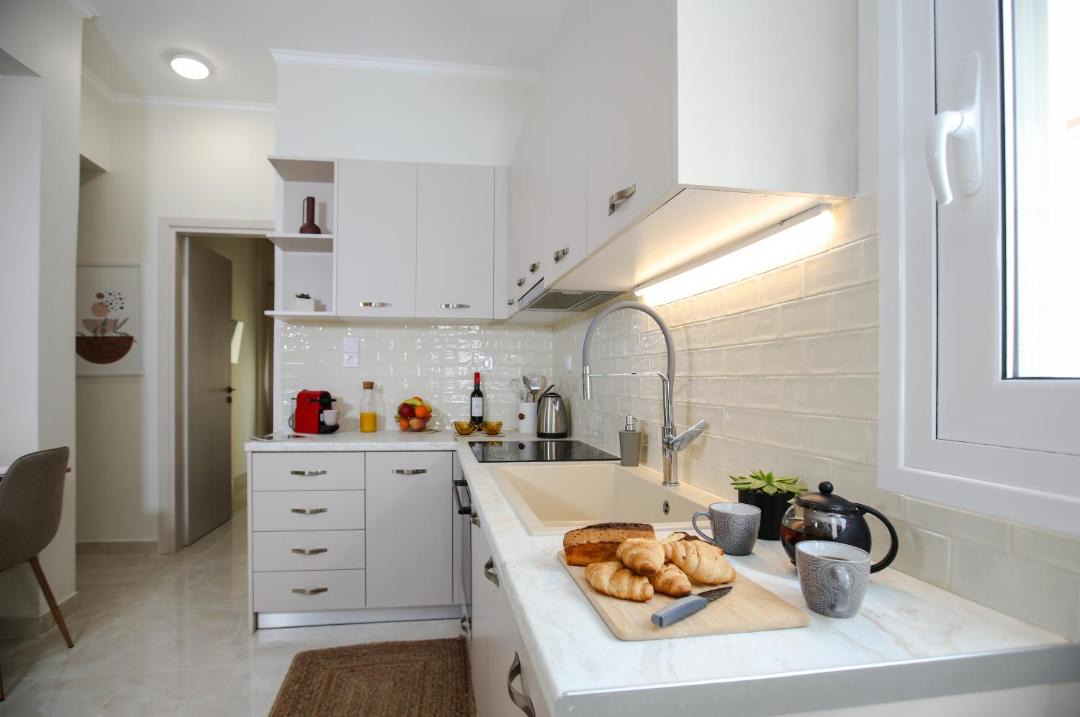 Photo of Kitchen in Kamena Vourla