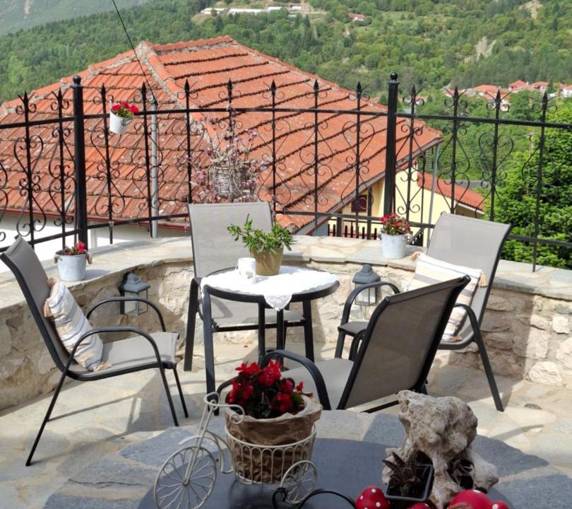 Photo of Patio Balcony in Pramanta