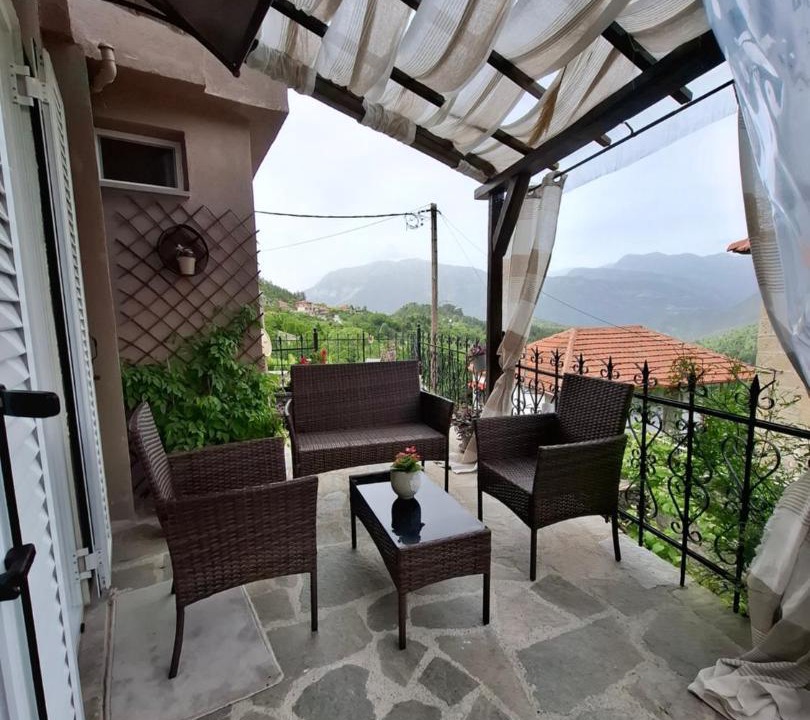 Photo of Patio Balcony in Pramanta