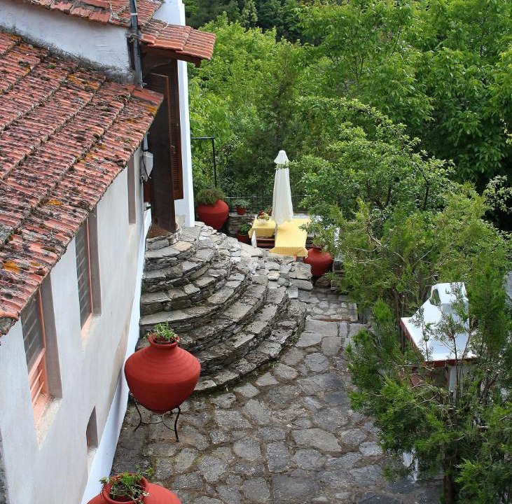 Photo of Patio Balcony in Megalos Prinos