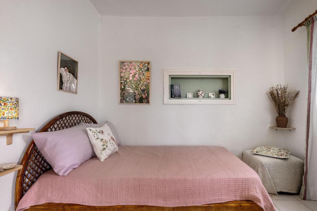Photo of Bedroom in Saronikos