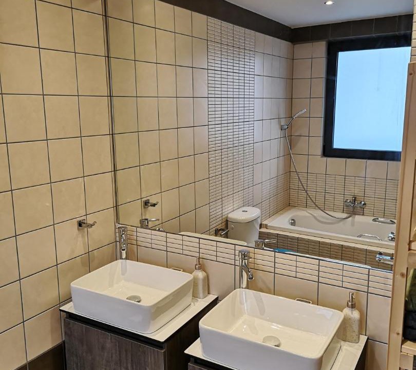 Photo of Bathroom in Schinias