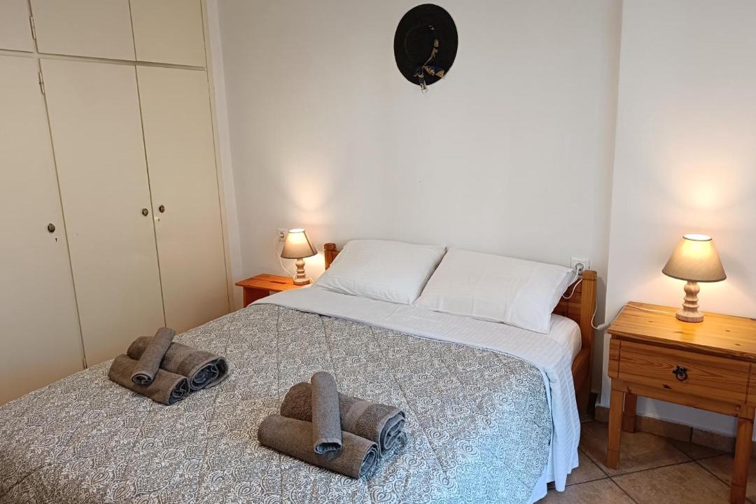 Photo of Bedroom in Kamena Vourla