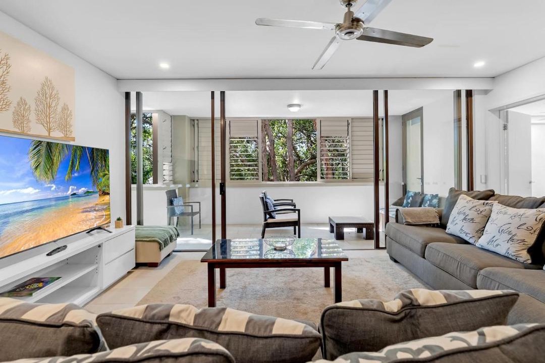 Photo of Livingroom in Palm Cove