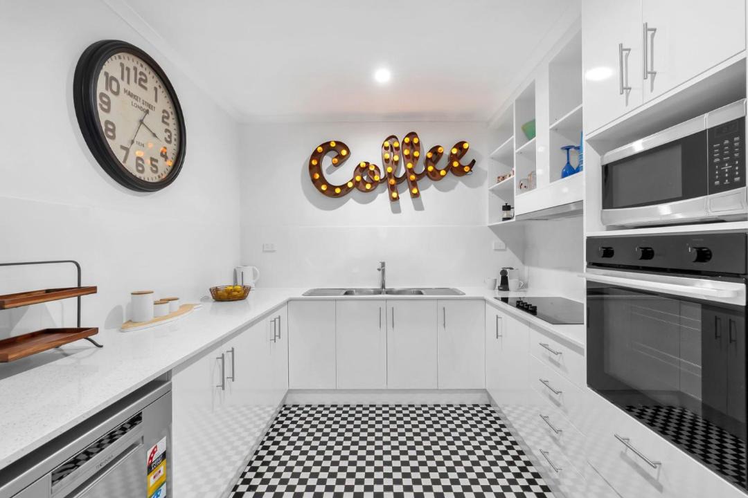 Photo of Kitchen in Trinity Beach