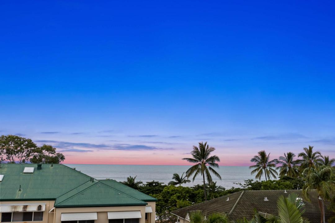 Photo of Others in Trinity Beach