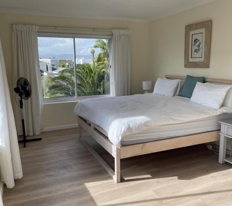 Photo of Bedroom in Sunset Beach