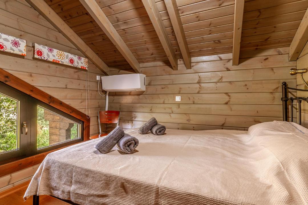 Photo of Bedroom in Kato Alepochori