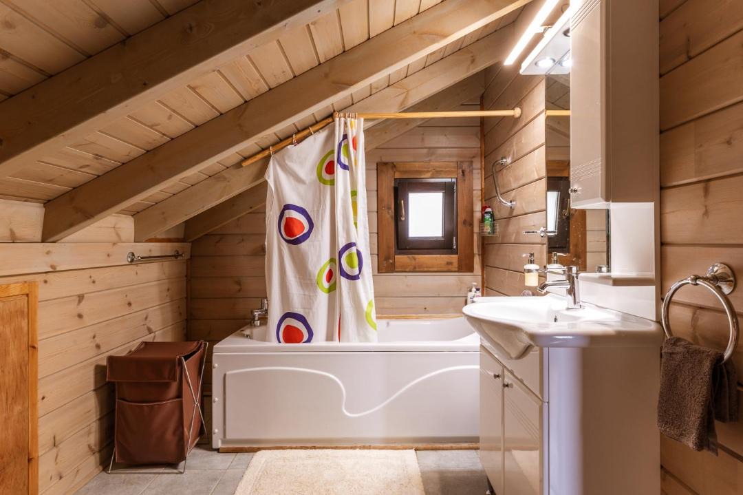 Photo of Bathroom in Kato Alepochori