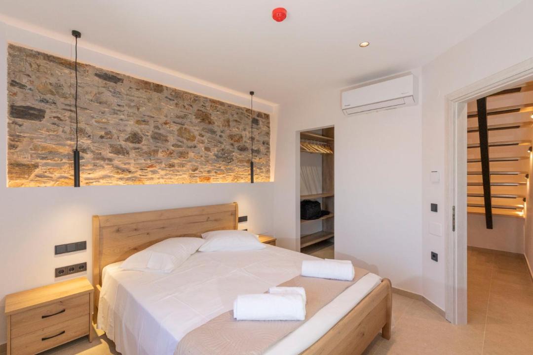 Photo of Bedroom in Vathi