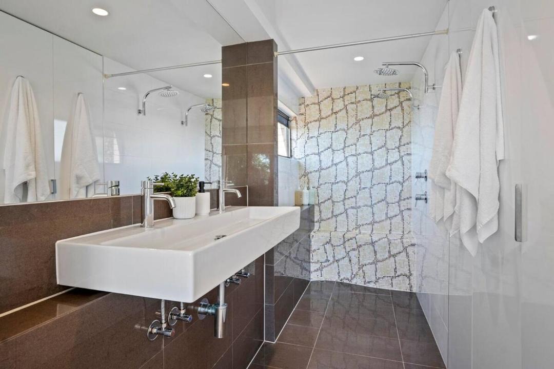 Photo of Bathroom in Alexandra Headland