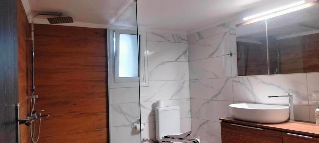 Photo of Bathroom in Monastiraki