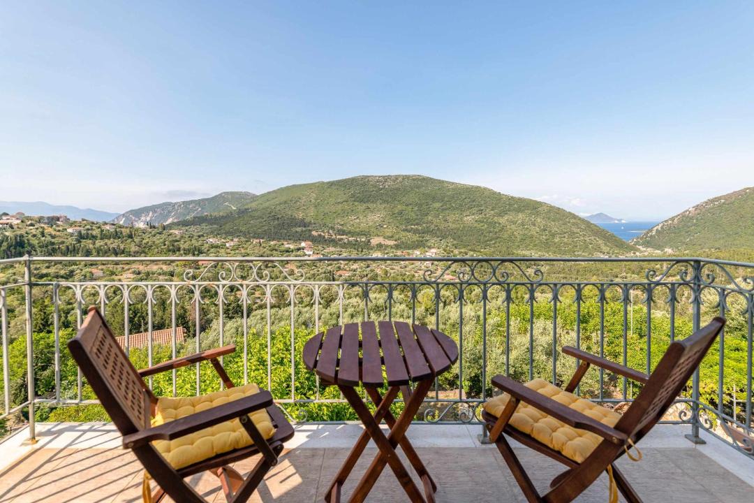Photo of Patio Balcony in Platrithias