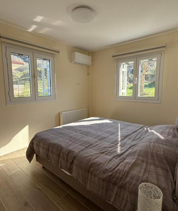 Photo of Bedroom in Aigialeia