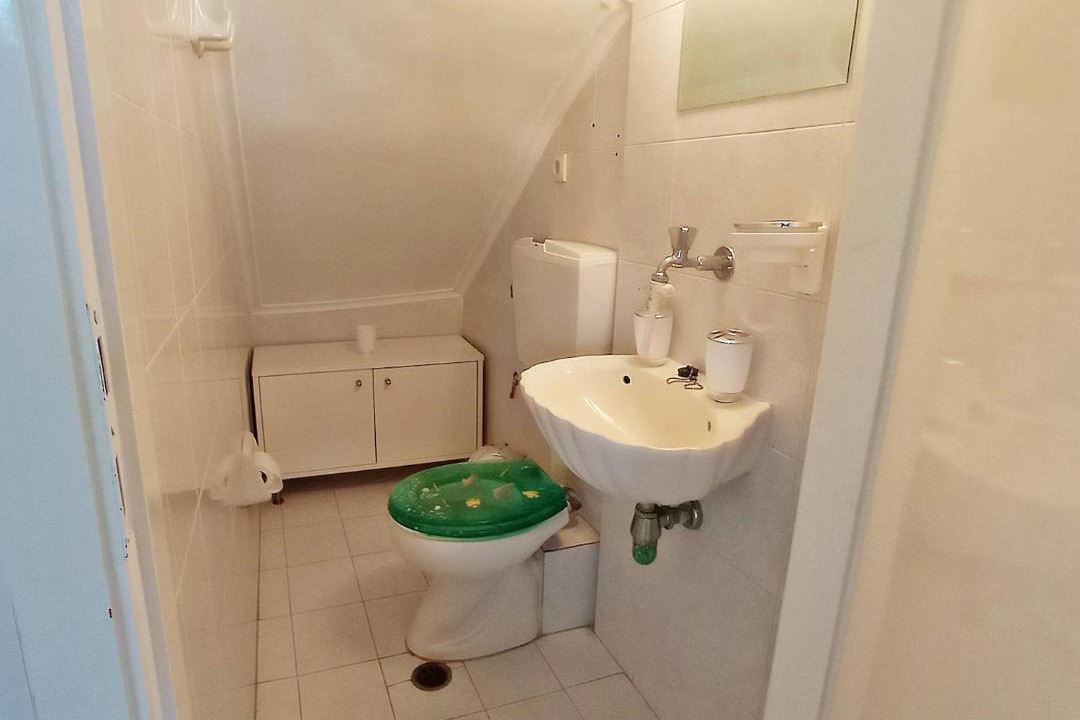 Photo of Bathroom in Assos-Lechaio